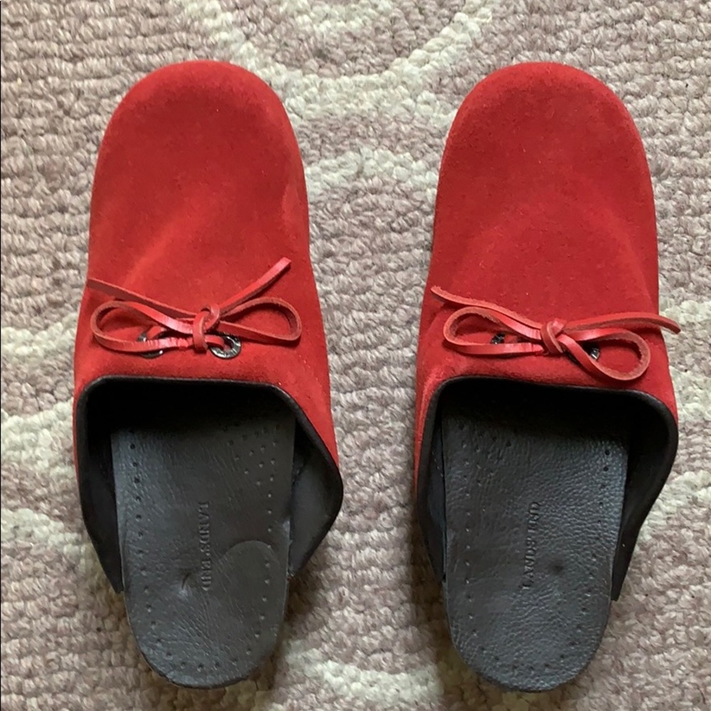 Lands’ End red suede clog size 7.